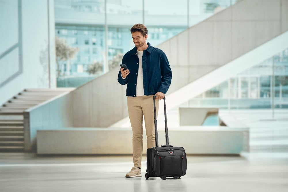 Wenger Patriot Rolling Case Blk Up To 17IN Laptop with notebook Case (WA-7953-02F00)