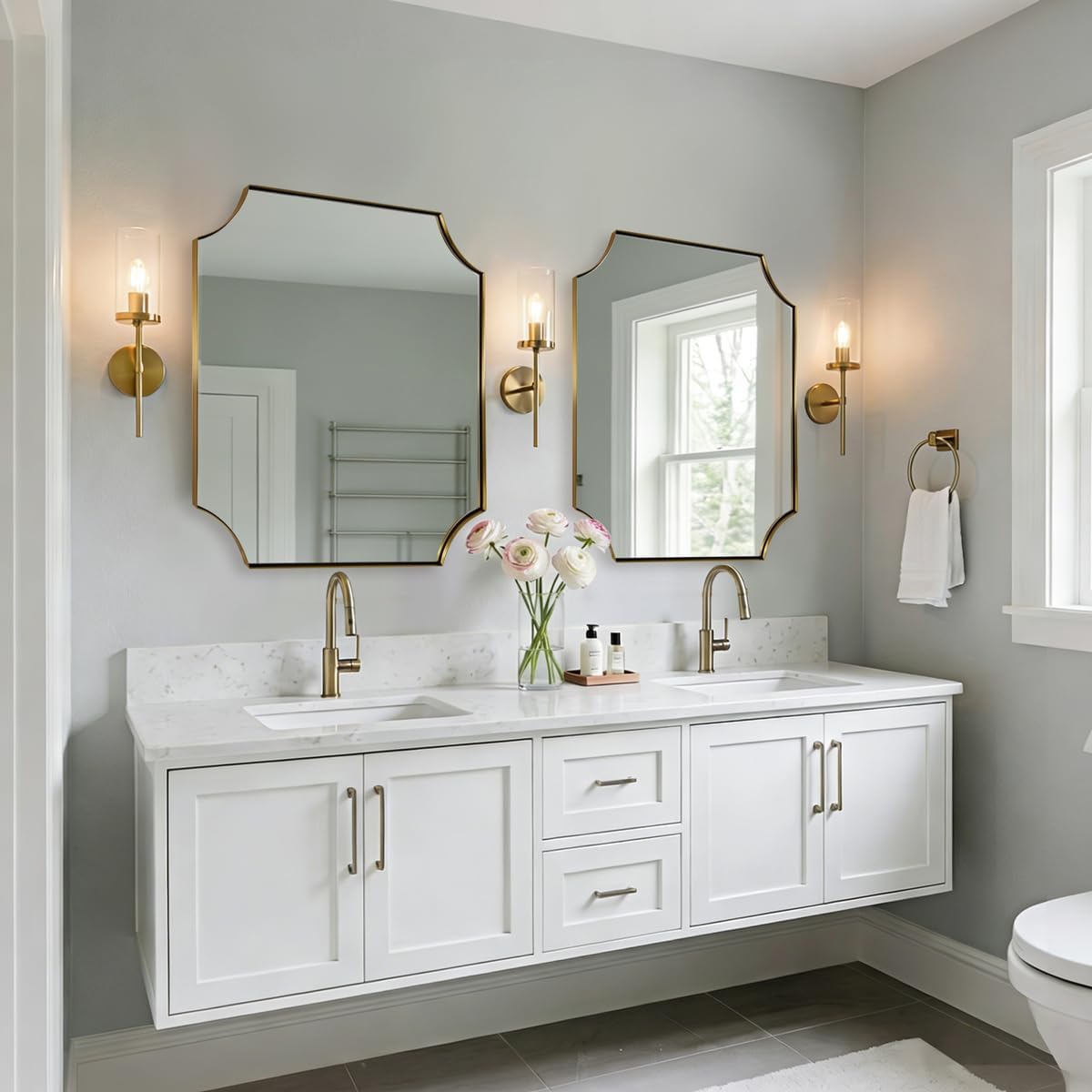 MIRRORART Contemporary Scalloped Brass Bathroom Mirrors 22x30 Inch | Notch Corner Gold Rectangle Bathroom Mirrors ,1'' Rustproof Seamless SUS Steel Frame,Wall-Mounted, Shatterproof HD Glass