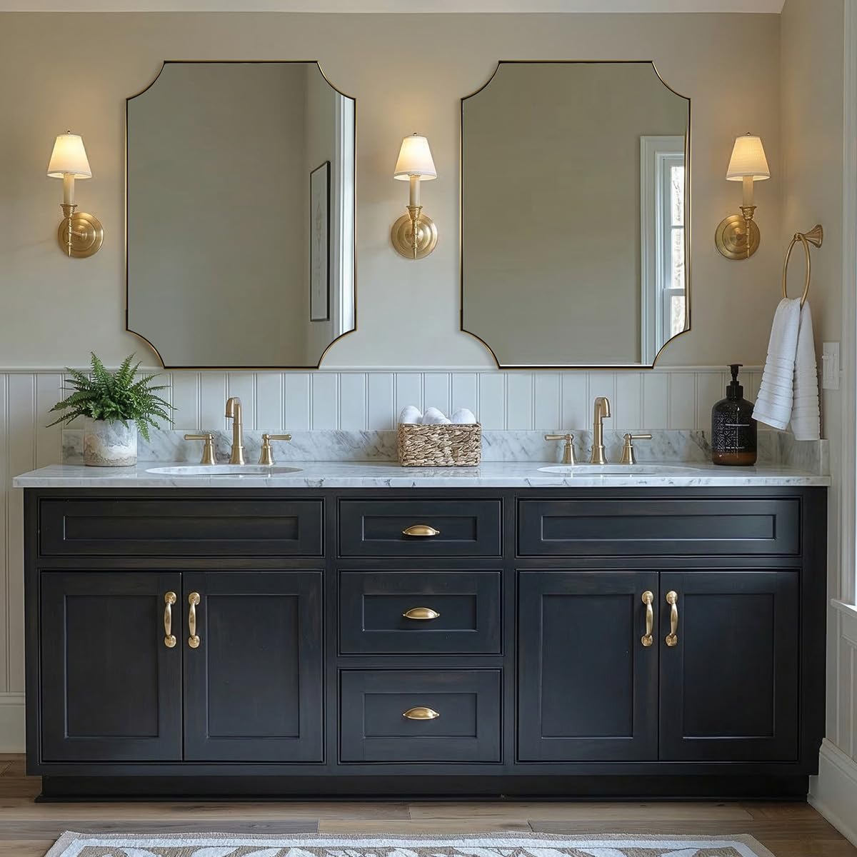 MIRRORART Scalloped Gold Bathroom Mirror 24x32'', Contemporary Notched Corner Mirror, Rectangle Brass Mirrors for Bathroom in 1'' Stainless Steel Metal Frame Hang Vertical/Horizontal for Home Decor