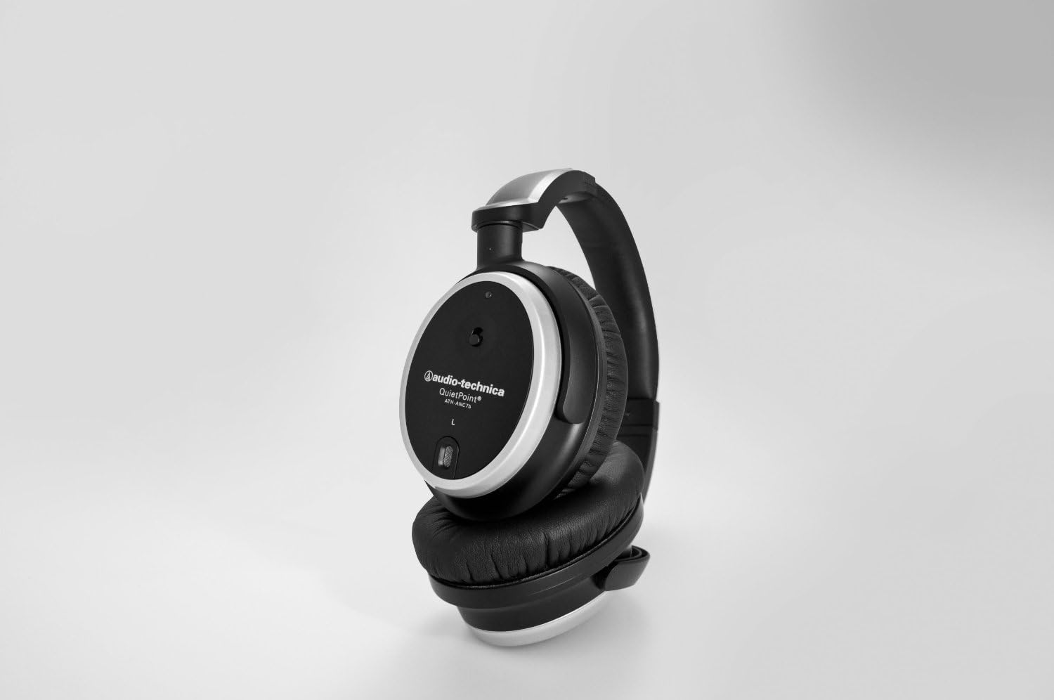 Audio-Technica ATH-ANC7B QuietPoint Active Noise-Cancelling Closed-Back Headphones, Wired, AUD ATH-ANC7B, Black, one Size