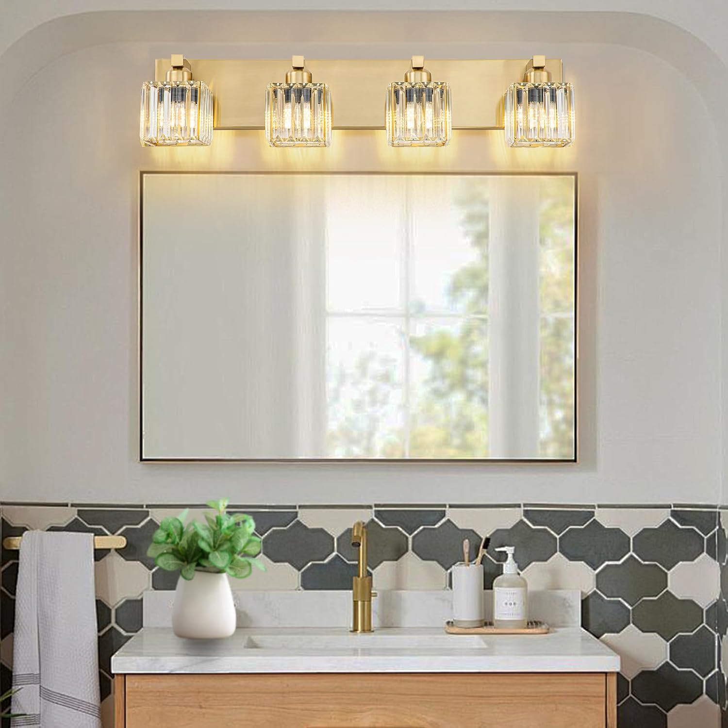 Gold Crystal Bathroom Vanity Lights, 4 Lights Bathroom Lighting Fixtures Over Mirror Modern Gold Crystal Bath Wall Light with Square Shade