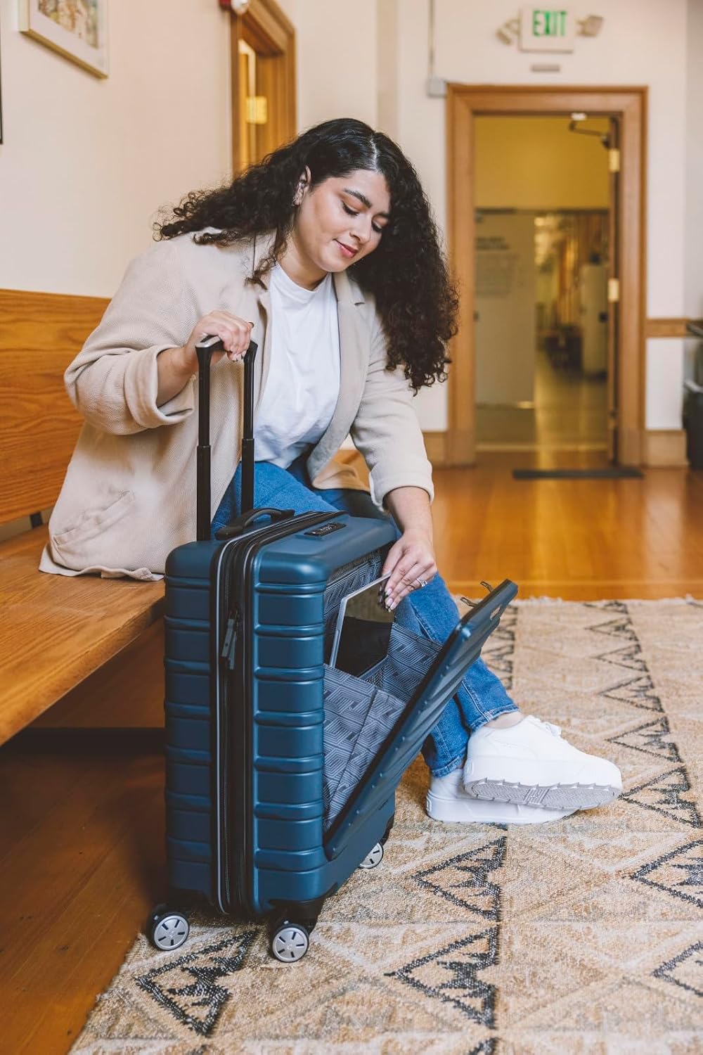 Samsonite Omni 2 PRO Hardside Expandable Luggage with Spinners, Nova Teal, Carry-on
