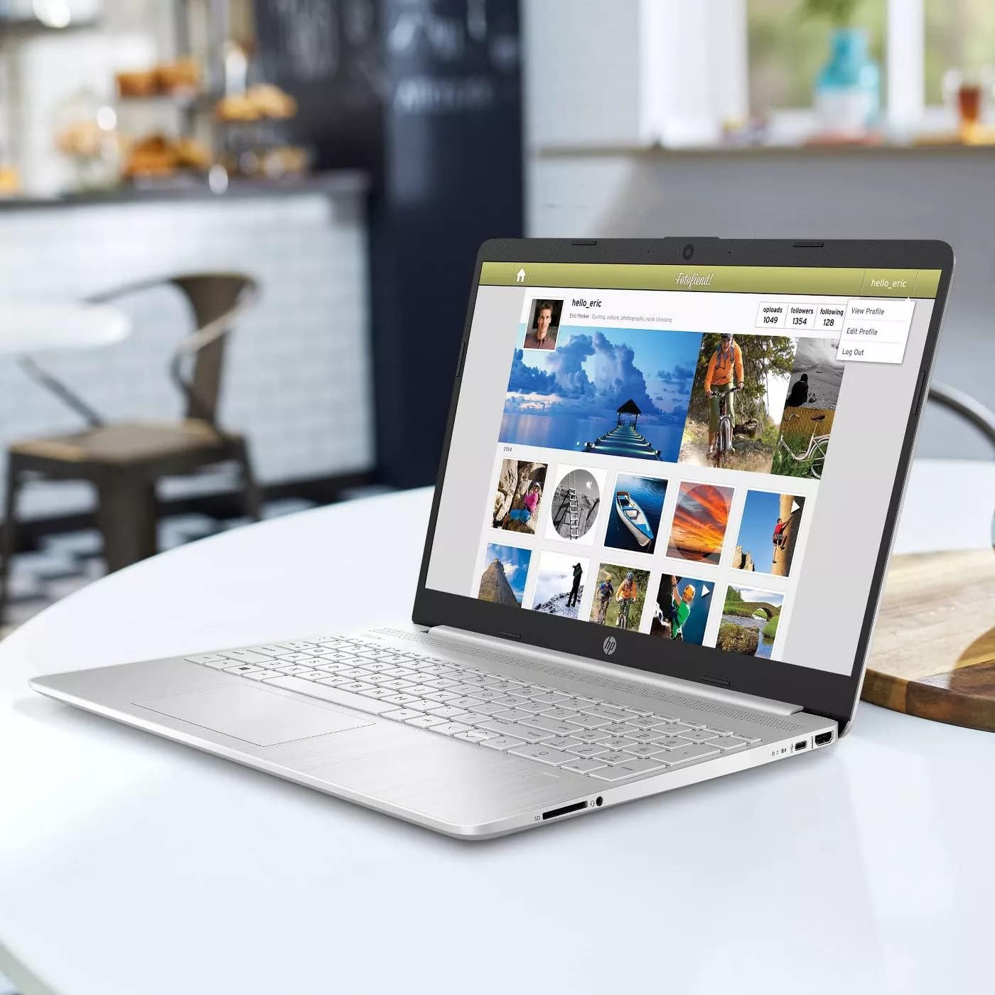 HP 15.6' Laptop with Windows Home in S Mode - Intel Core i3 11th Gen Processor - 8GB RAM Memory - 256GB SSD Storage - Silver (15-dy2035)