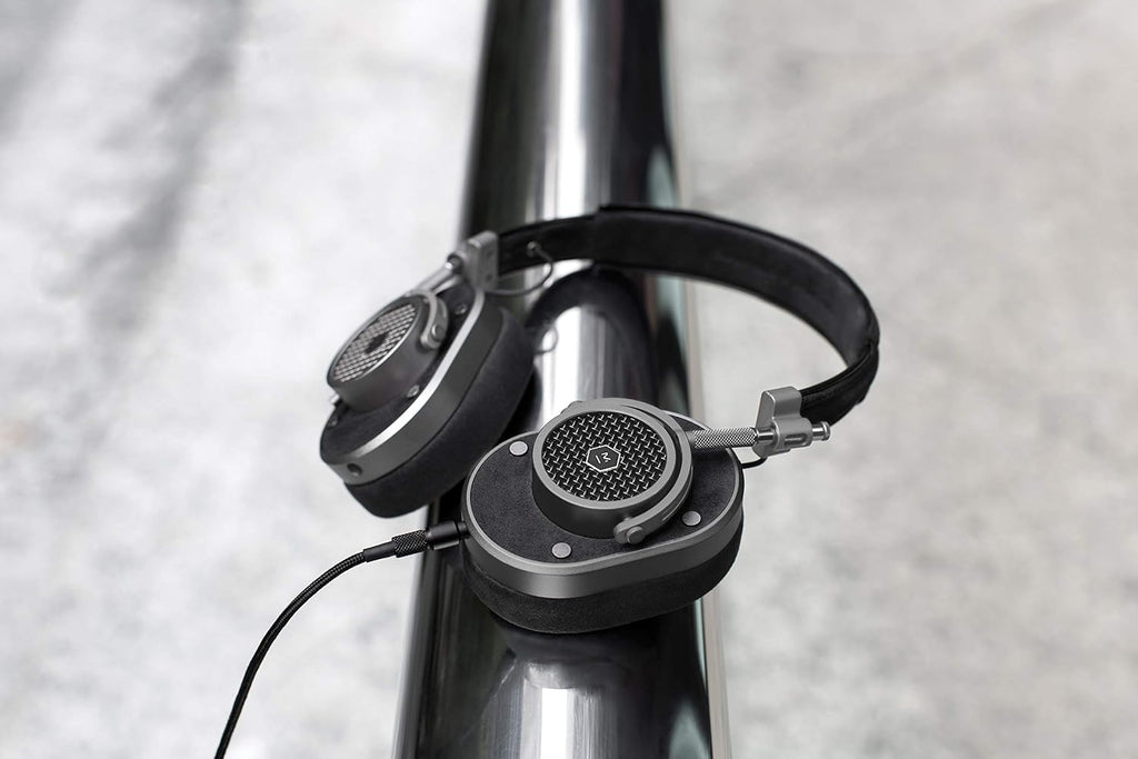 Master & Dynamic MH40 Over-Ear Headphones with Wire - Noise Isolating with Mic Recording Studio Headphones with Superior Sound