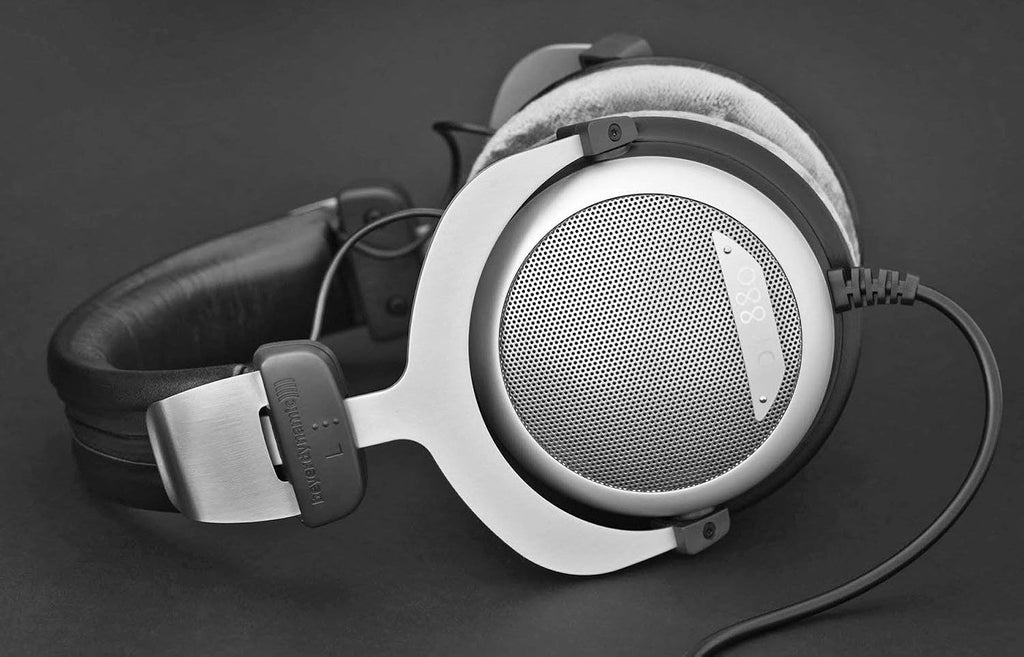 beyerdynamic DT 880 Premium Edition 32 Ohm Over-Ear-Stereo Headphones. Semi-Open Design, Wired, high-end, for Tablet and Smartphone