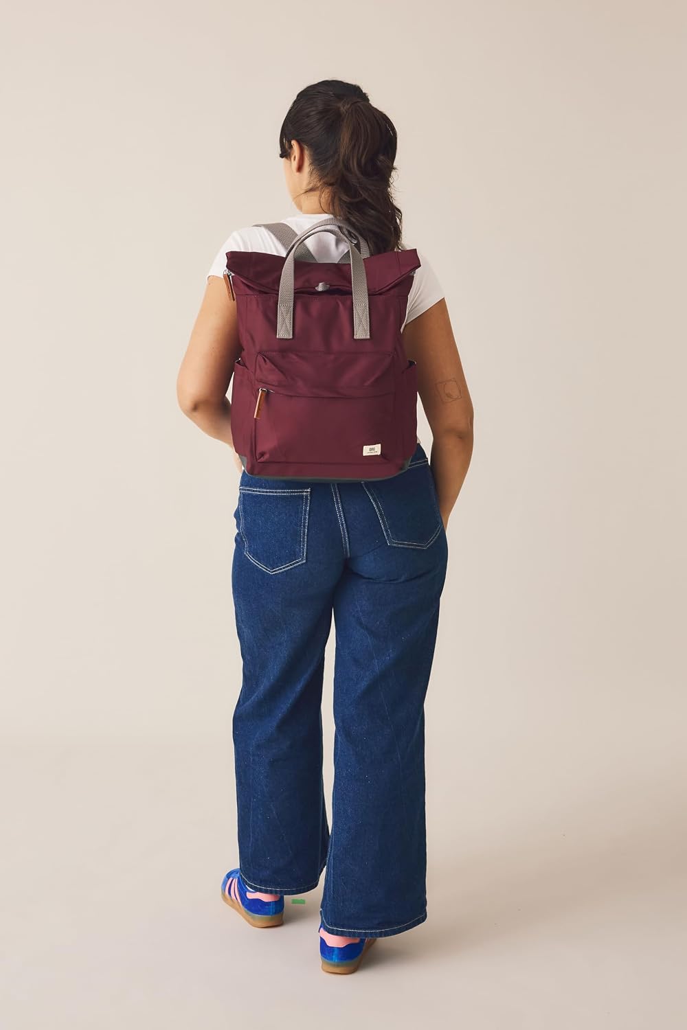 ORI LONDON Travel Backpack - Medium Nylon Rolltop Backpack for Men & Women with Multiple Pockets for Laptop, Phone, Keys, Wallet, Bottles - The Canfield, Seaport, 16.5x11.8x4.7'