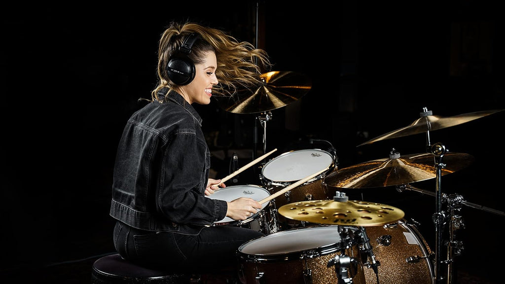 beyerdynamic DT 770 M, 80 Ohm, Closed Back, Over Ear, Wired Professional Studio Headphones, 3 m Straight Cable, Very Tight Fit, Great for Drummers & Front of House. Black w Black Leatherette Ear Pads