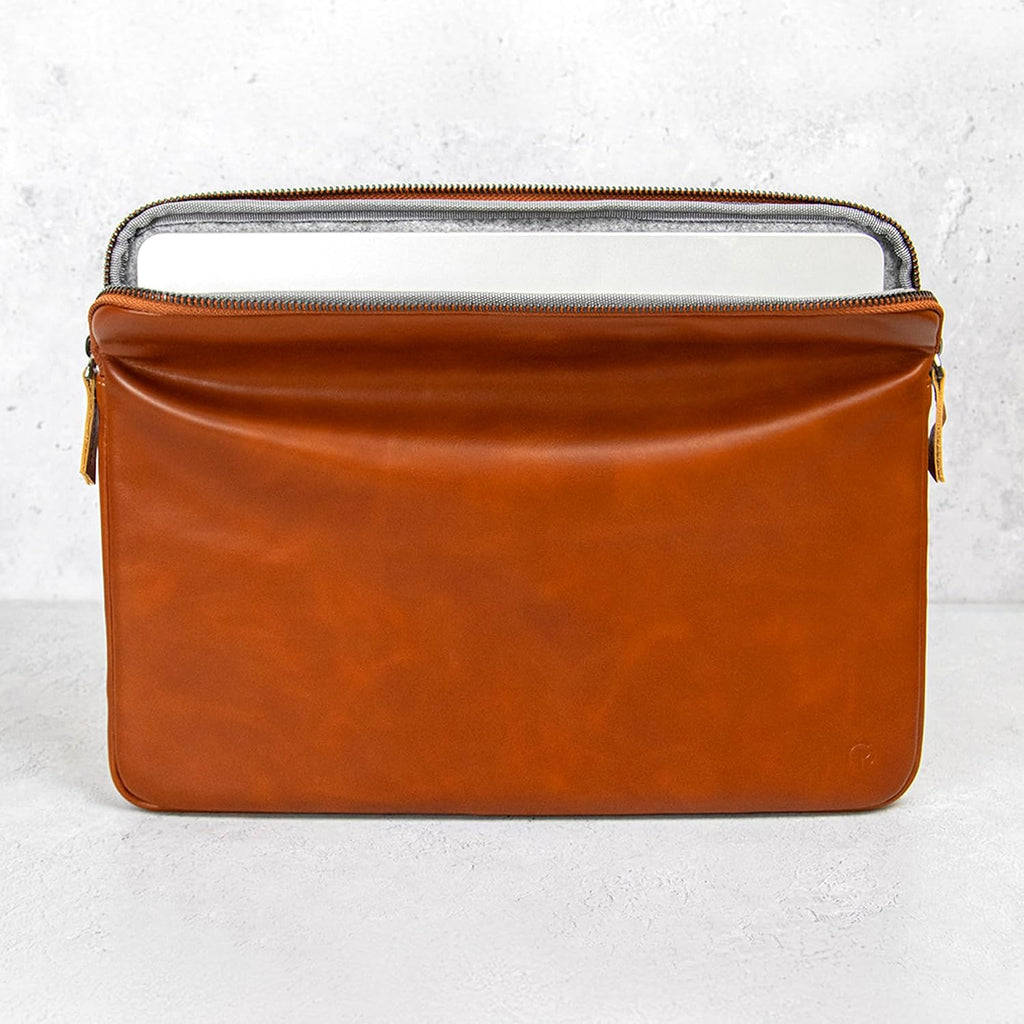 Casemade Real Leather Laptop Case/Zipped Folio Bag with Inner Pocket & Wool Lining Compatible with Apple MacBook, HP, Dell, Asus, Levovo (16 Inch - Tan)