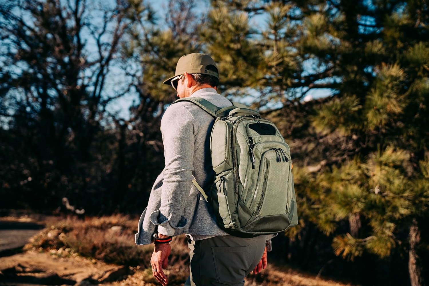 OGIO Renegade Backpack (Renegade Pro, Navy 2024)