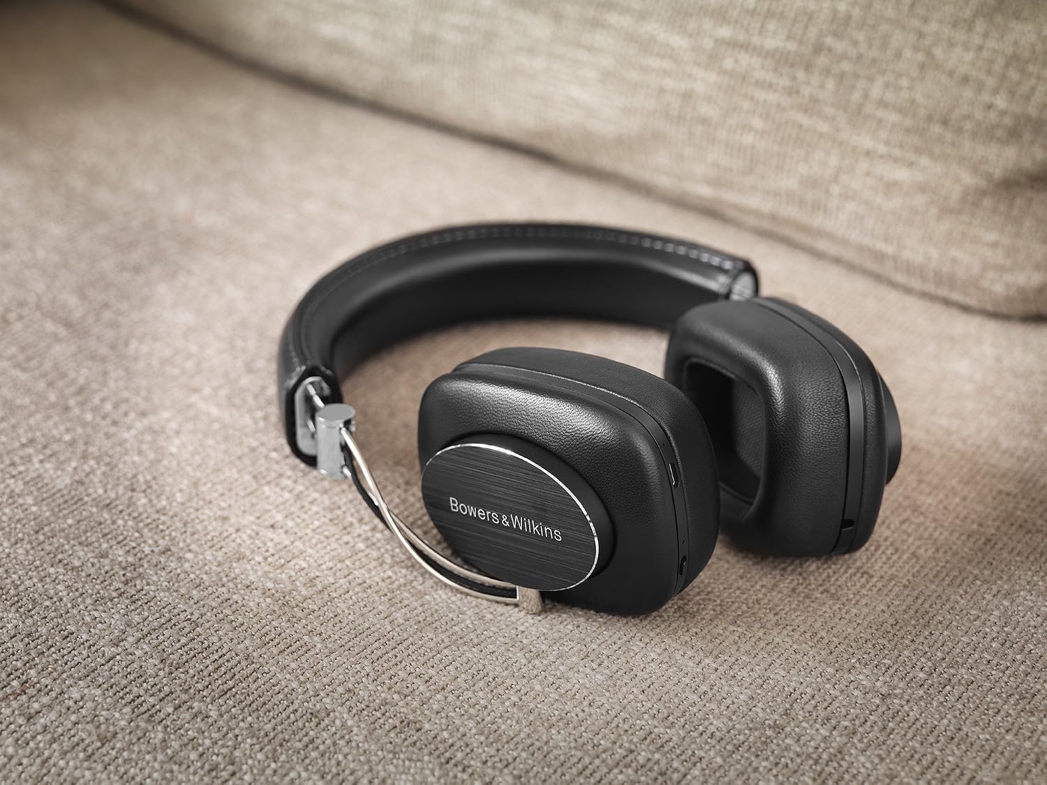 Bowers & Wilkins P7 Wireless Over Ear Headphones, Black