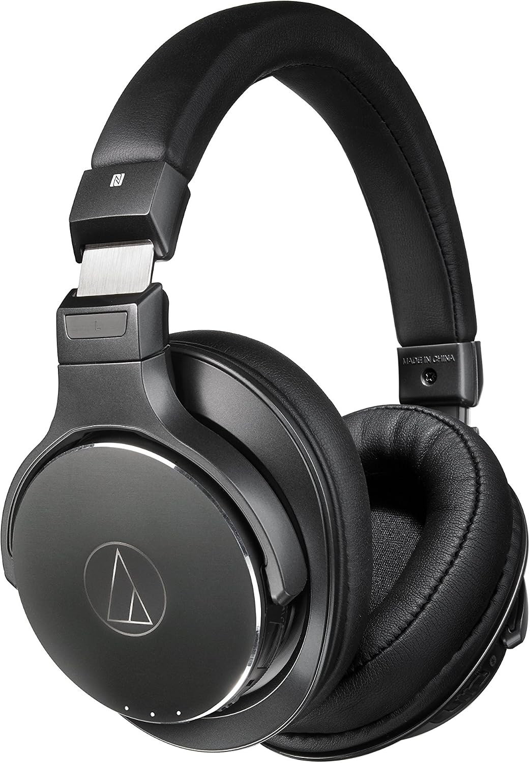 Audio-Technica ATH-DSR7BT Bluetooth Wireless Over-Ear Headphones with Pure Digital Drive, Black, Adjustable
