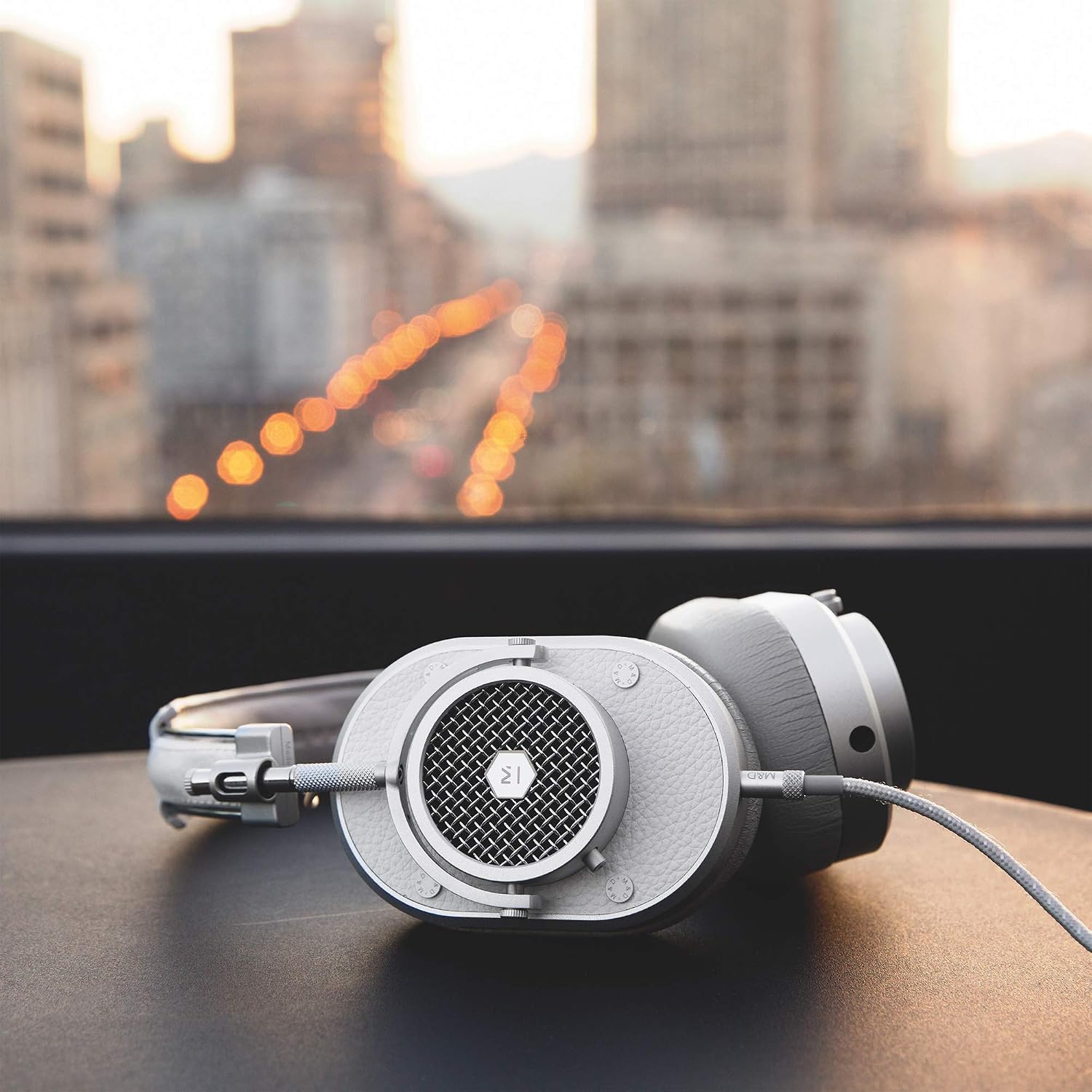 Master & Dynamic MH40 Over-Ear Headphones with Wire - Noise Isolating with Mic Recording Studio Headphones with Superior Sound