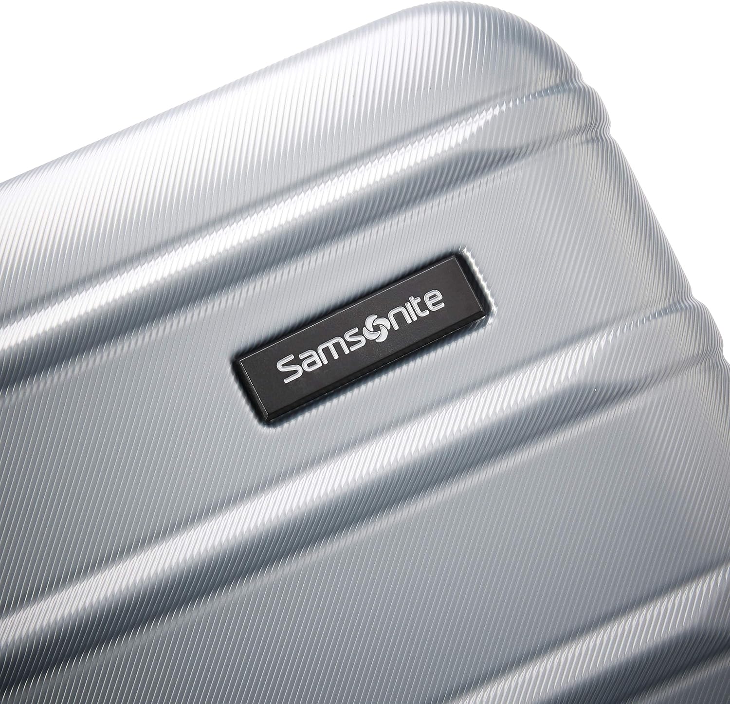 Samsonite Omni 2 28-Inch Large Checked Hardside Luggage with 360° Spinner Wheels - Scratch Resistant Hardshell - TSA Lock - Expandable Polycarbonate Shell for Lightweight Travel - Artic Silver