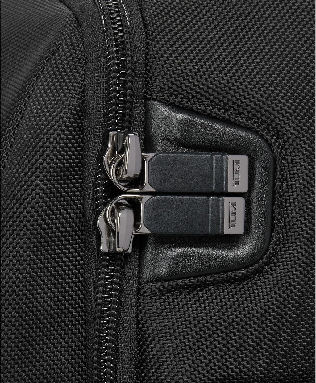 TUMI - Alpha Laptop Briefcase - Men's Work and Commute Bag - Fits up to a 15' Screen