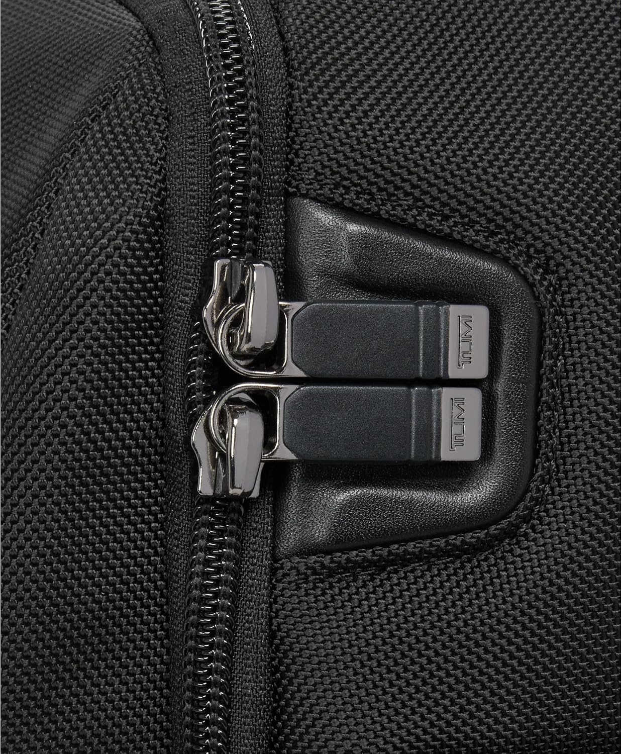 TUMI - Alpha Laptop Briefcase - Men's Work and Commute Bag - Fits up to a 15' Screen