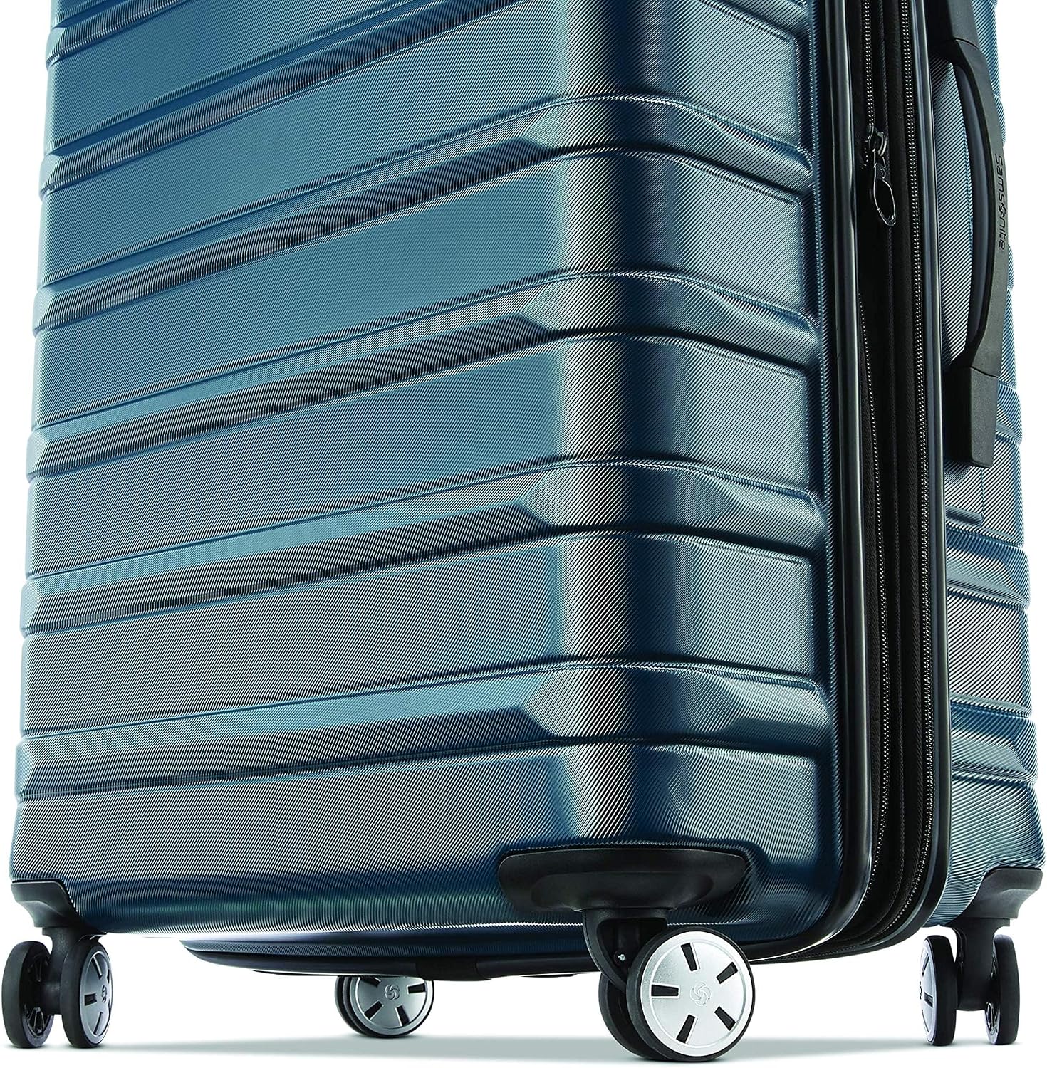 Samsonite Omni 2 28-Inch Large Checked Hardside Luggage with 360° Spinner Wheels - Scratch Resistant Hardshell - TSA Lock - Expandable Polycarbonate Shell for Lightweight Travel - Nova Teal
